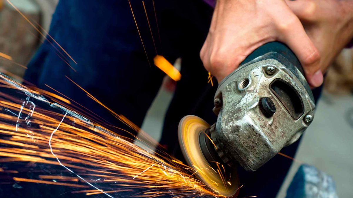 Best Angle Grinder – Reviews & Buyer’s Guide