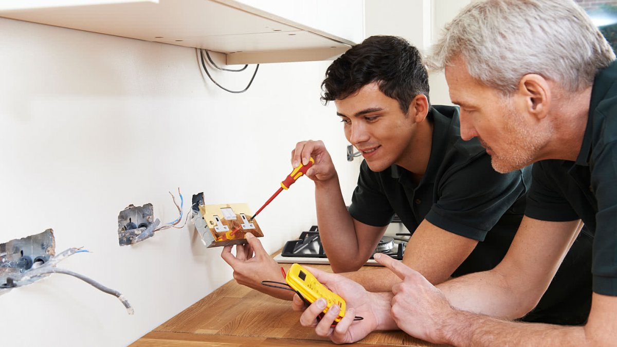 Pointers to Check on getting the best Job Deal for your Electrical Projects