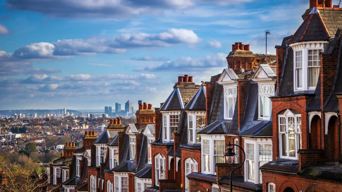 UK House Prices Surge Over Summer