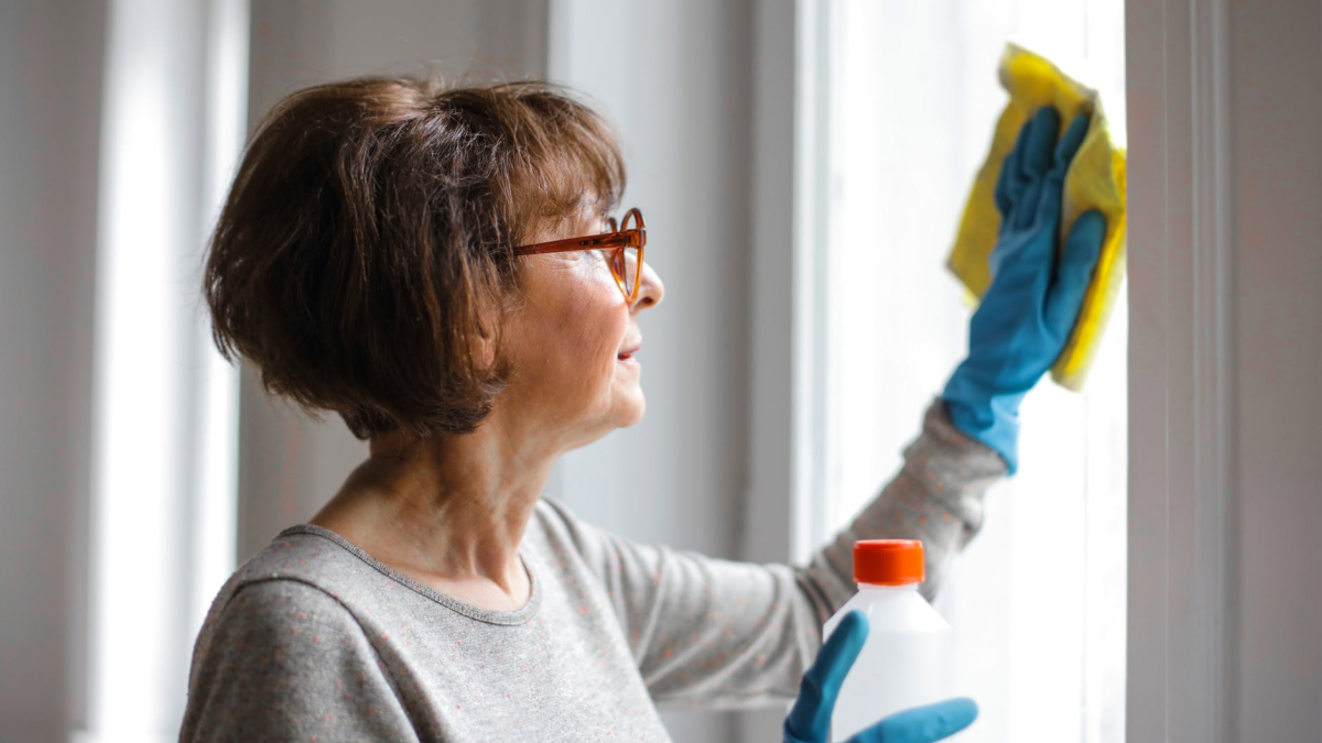 6 Signs It’s Time to Hire a Cleaner