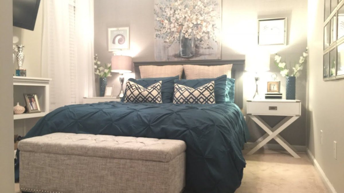How to do a Classy Guest Room decor in a Budget 