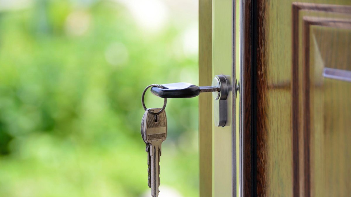 A Guide to Buying Your First Home: What to Look Out For