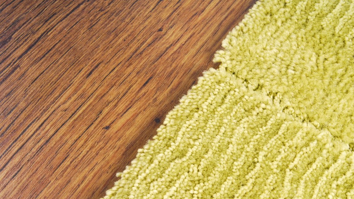 Carpet vs Hardwood: How to Choose New Flooring