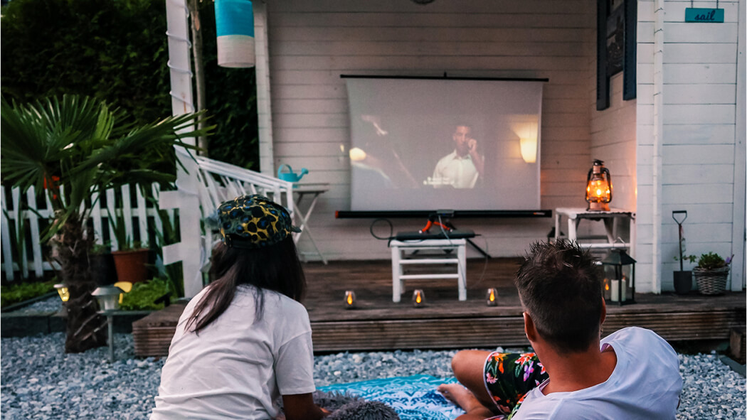 A Flat-Screen Versus A Projector For Your Outdoor Area