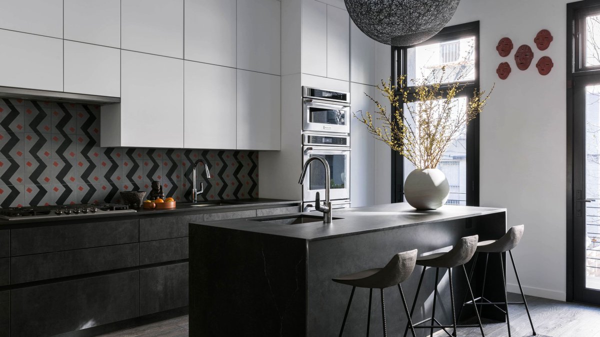 Introducing You The One Color That Fits All: Black Kitchen Cabinets