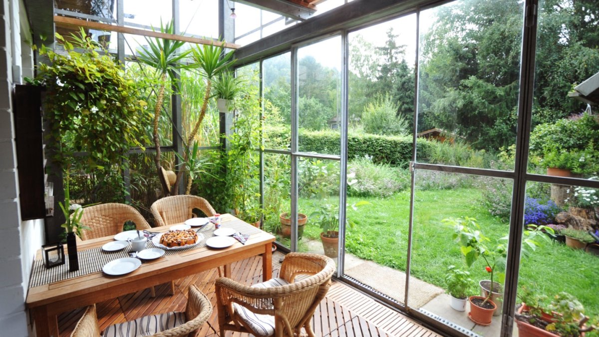 Building a Conservatory: How To Build a Conservatory