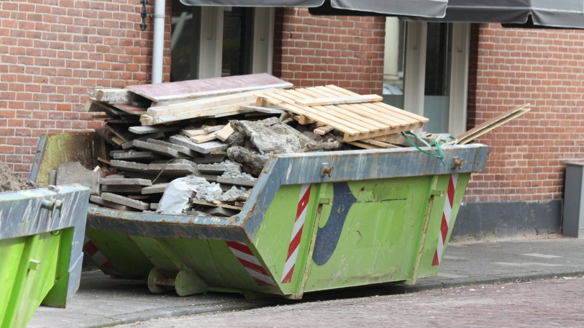 Want to Know What You Can Throw in Your Skip Bin Hire?