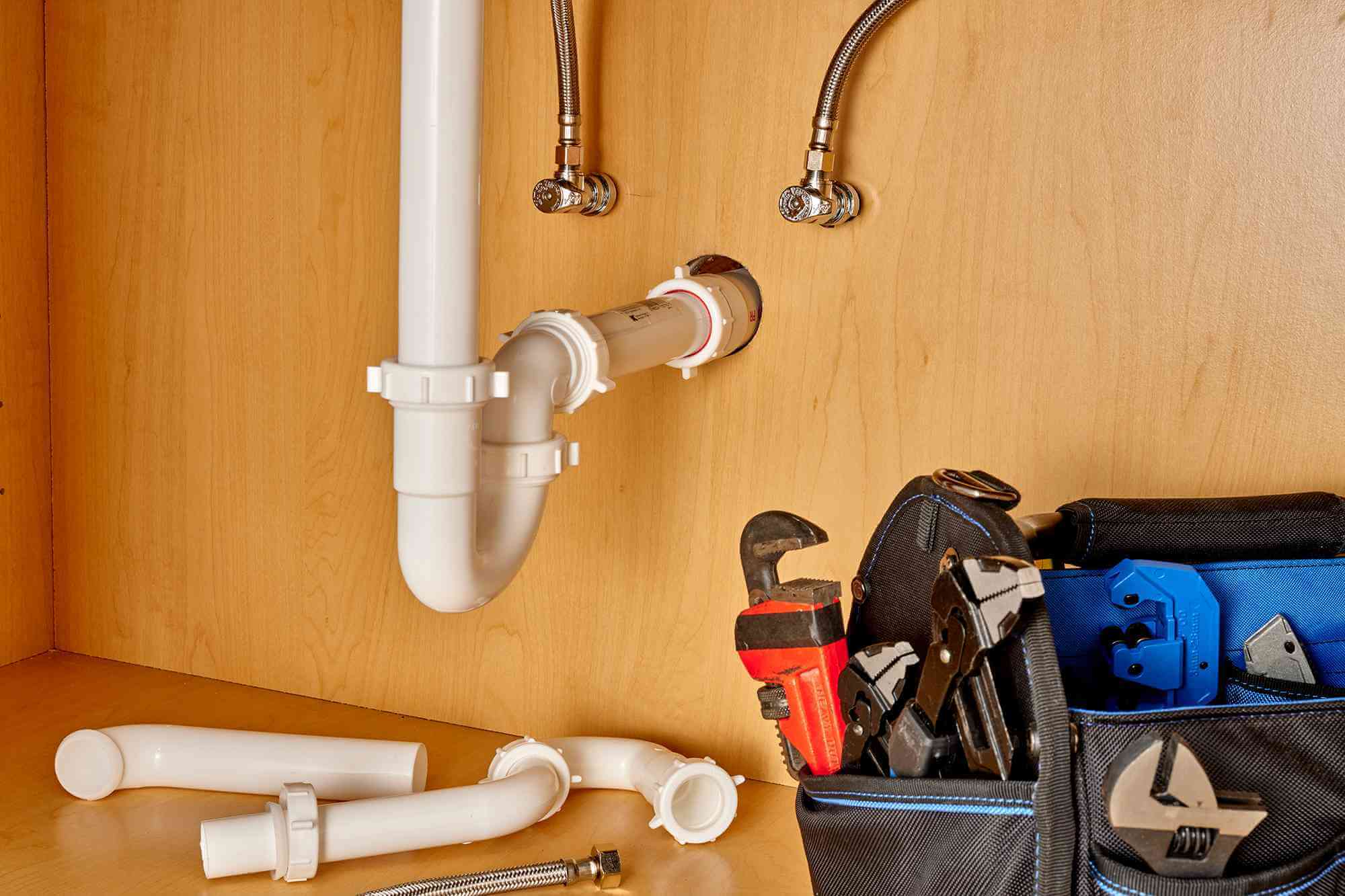 DIY Plumbing: Easy Plumbing Tasks you can do Them Yourself