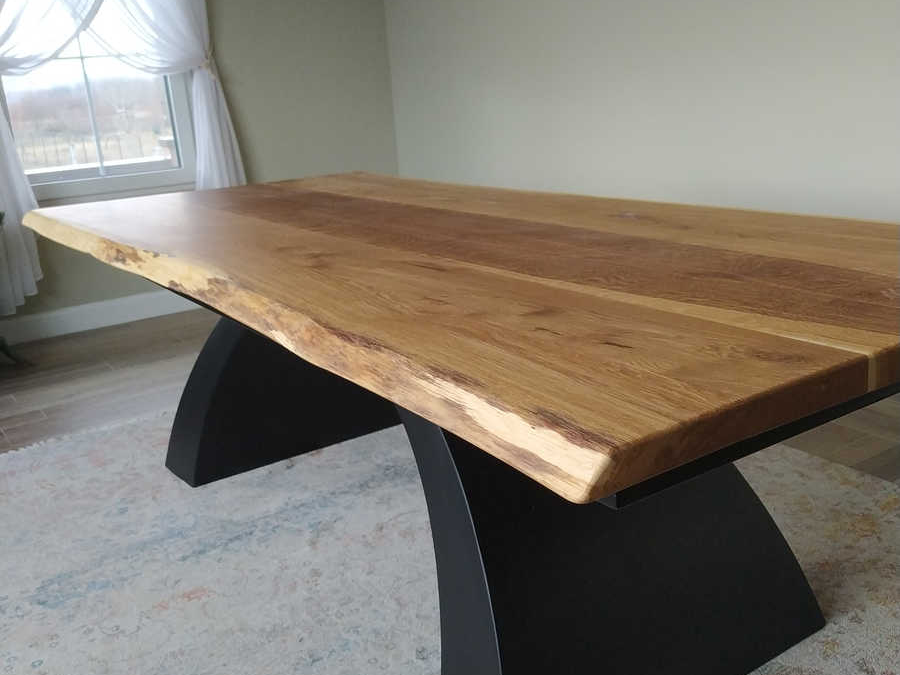 Bespoke Oak Furniture and Wooden Dining Tables