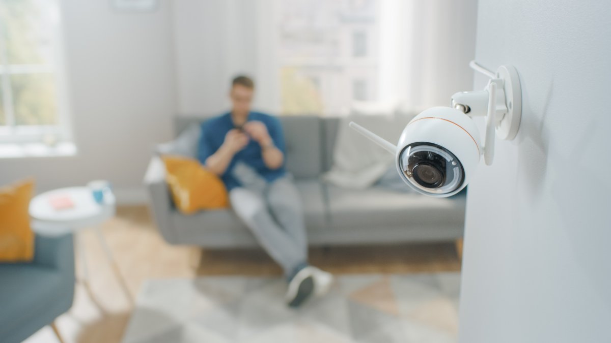 3 Types of Home Security Cameras