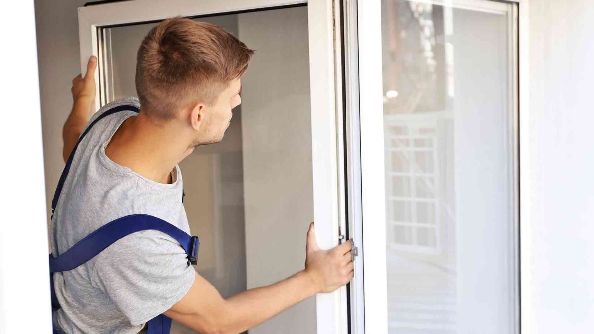 Fixing a Window: An Easy Step-by-Step Guide