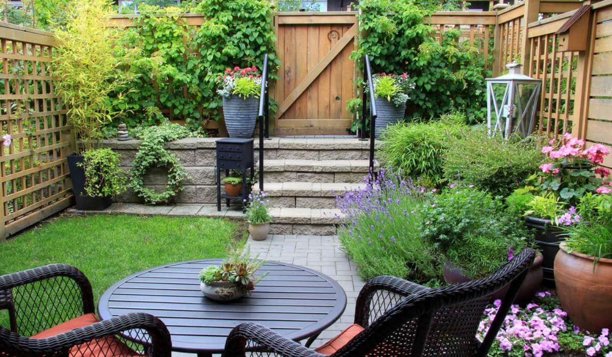 10 Ways to Create a Relaxing Garden