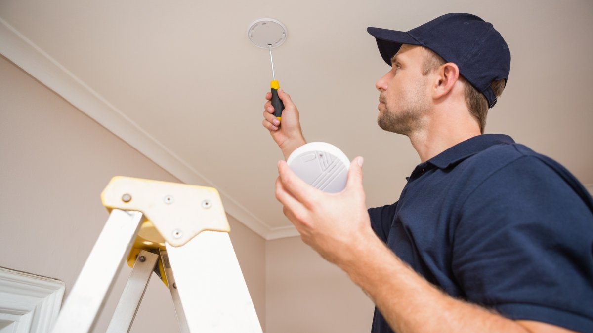 How To Install A Smoke Alarm In Your Home