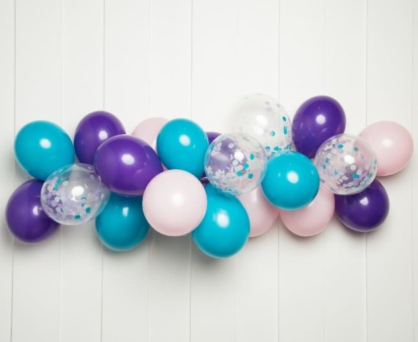 How to Make a Balloon Garland at Home