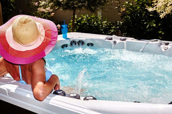 Hot Tubs vs. Swim Spas: Which Should You Choose?