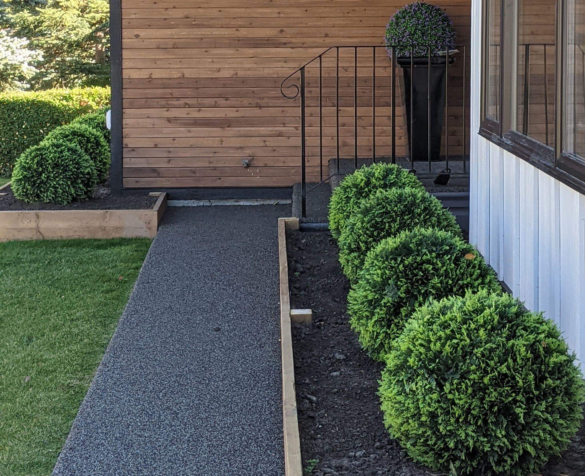 Topiary Pathway