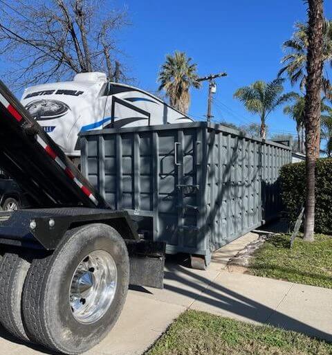 Dumpster Rentals Made Simple: Junk It's Hassle-Free Junk Removal Services