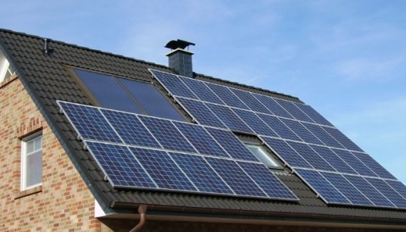 High-Altitude Solar Power: How Mountain Towns Utilize Solar Energy