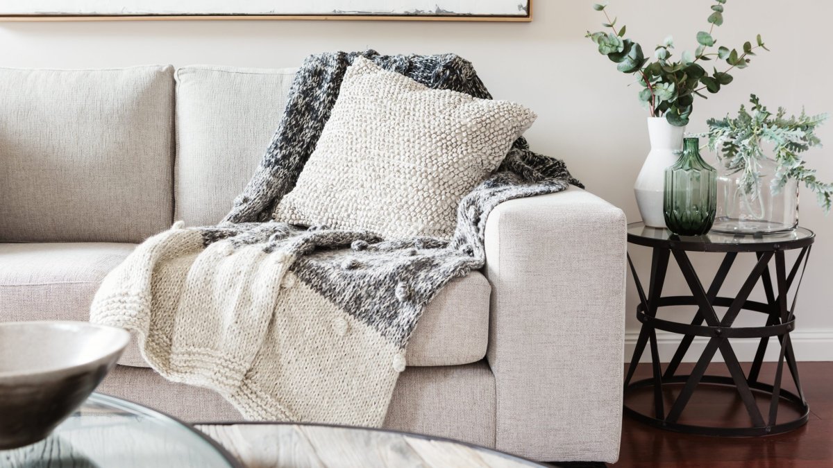 Cushions UK: What Determines How Long They Last?