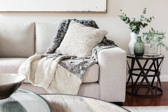 Cushions UK: What Determines How Long They Last?