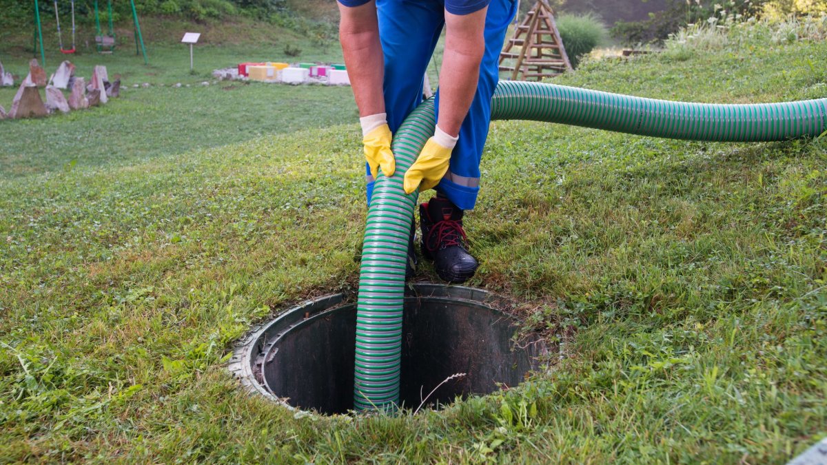 Flush and Fresh: The Importance of Regular Septic Tank Cleaning