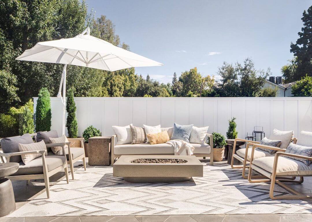Transform Your Outdoor Space into the Ultimate Showstopper