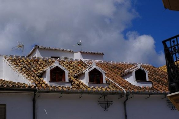 How to Choose the Best Roofing Material for Your Home