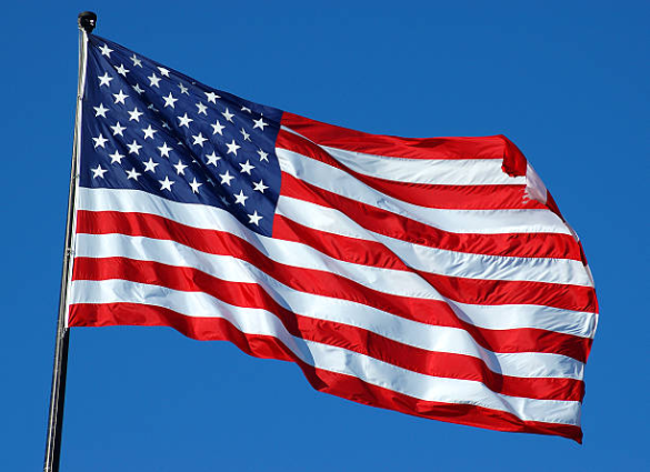 How to Choose a Flagpole Size