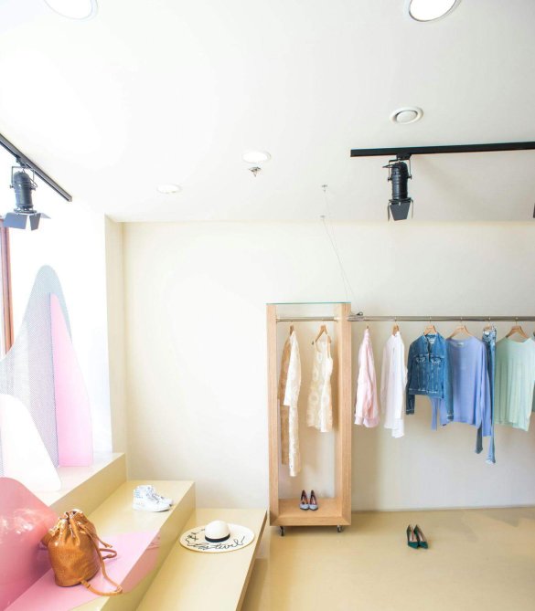 How to Build a Profitable Retail Store With Effective Displays and Fixtures