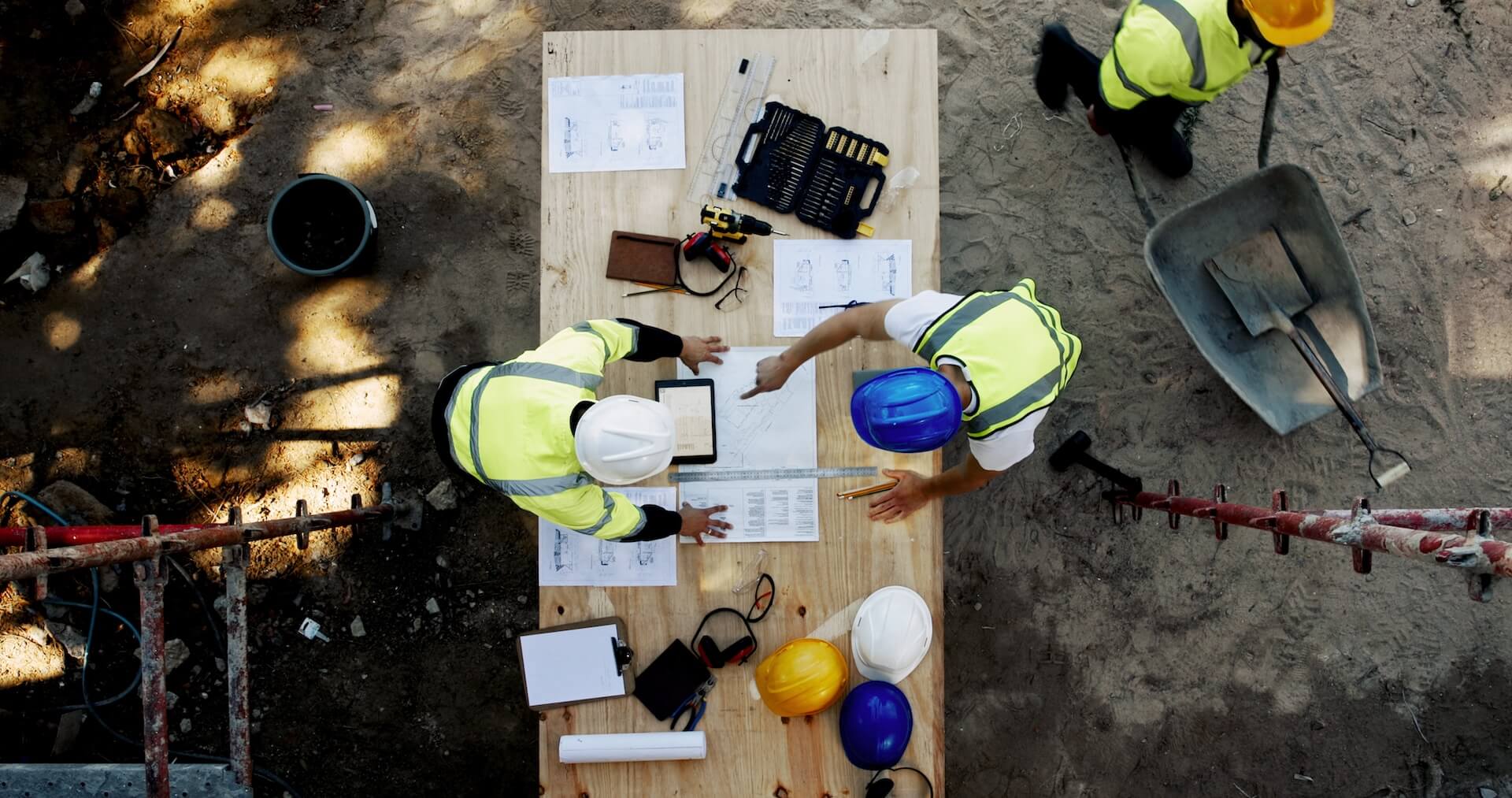 8 tips for keeping your worksite clean and organised